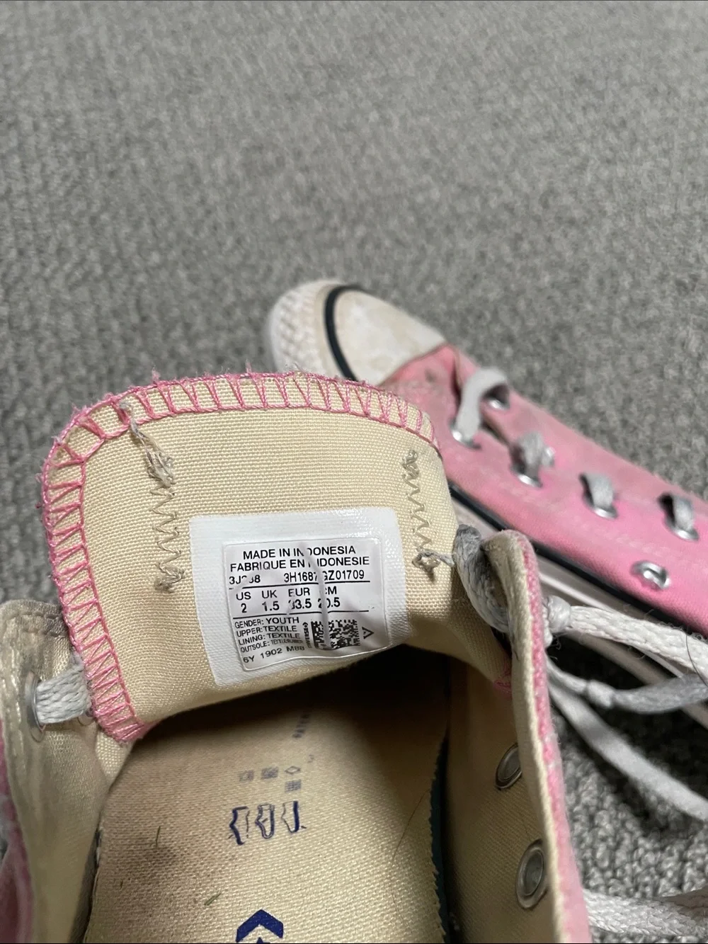 Converse Pink Low-Top Canvas Sneakers for Women